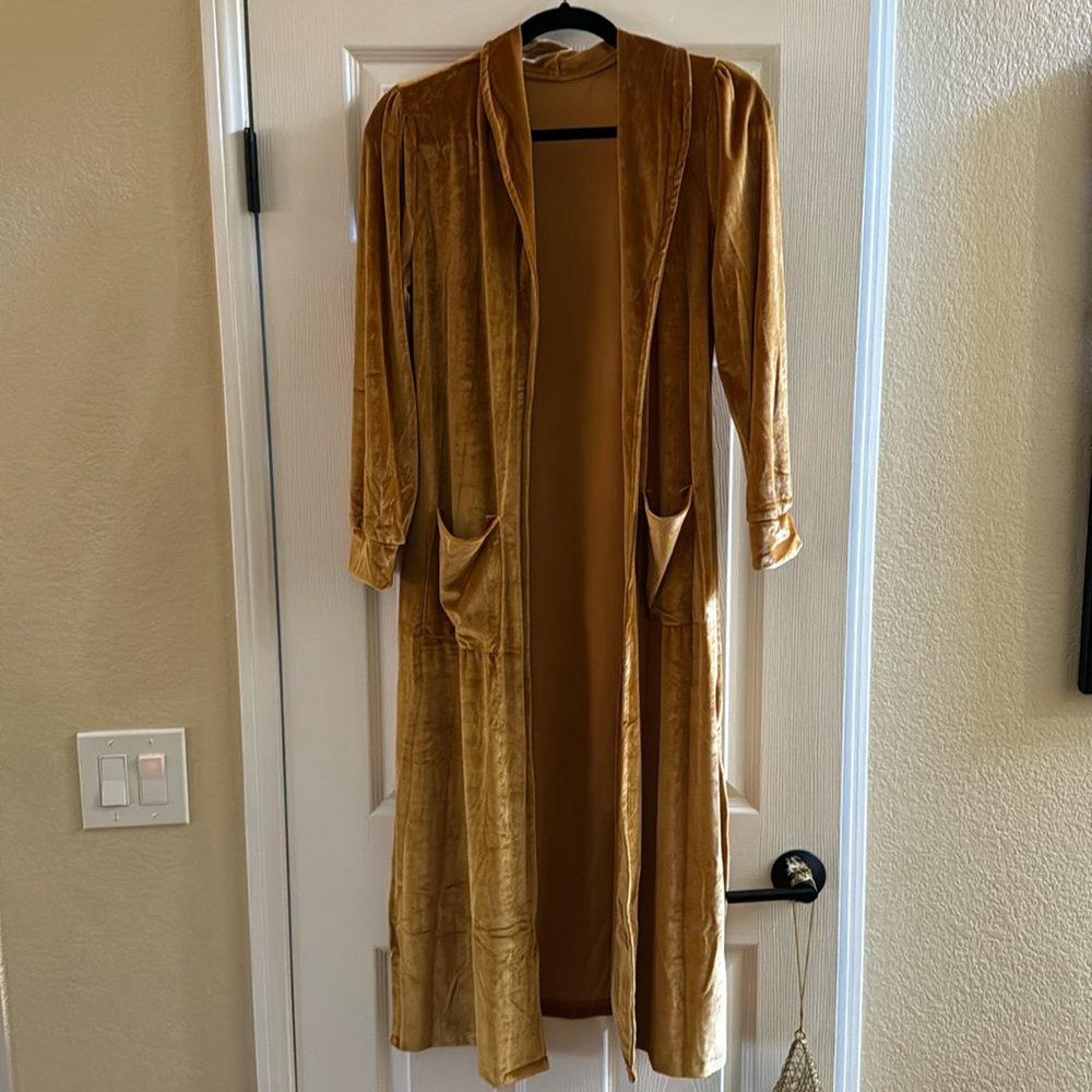 Gold velvet duster